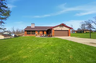 2312 Bevington Ln, Hanover Township, OH 45013 - Photo 2