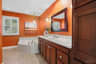 8383 Ellenwoods Dr, Symmes Township, OH 45249 - Photo 40