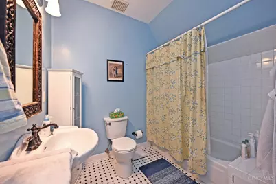 9 Walnut Avenue, Wyoming, OH 45215 - Photo 30