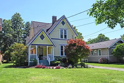 9 Walnut Avenue, Wyoming, OH 45215 - Photo 2