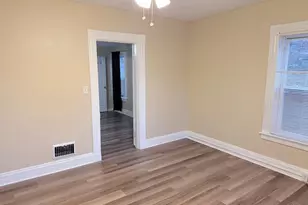 2240 Flora St, Cincinnati, OH 45219 - Photo 8