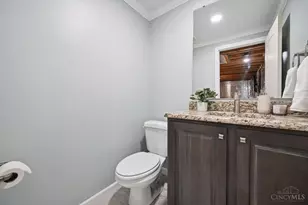 6590 Waverly Park, Hamilton Township, OH 45152 - Photo 32