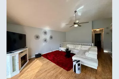 9526 Colegate Way #210, West Chester, OH 45011 - Photo 8