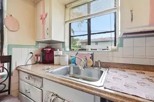 6211 Paddock Rd, Cincinnati, OH 45216 - Photo 52