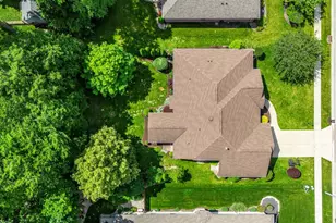 304 Chinkapin Circle, Englewood, OH 45315 - Photo 48