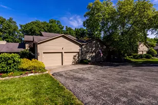 245 Miami Lakes Dr, Milford, OH 45150 - Photo 2