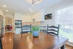 9832 Village View Ct, Blue Ash, OH 45241 - Photo 18