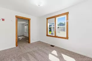 121 McMurchy St, Bethel, OH 45106 - Photo 16