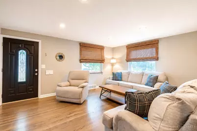 271 Ihle Drive, Delhi Township, OH 45238 - Photo 6