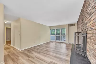 399 W Galbraith Road #101, Cincinnati, OH 45215 - Photo 6