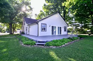 8560 Bunnell Hill Rd, Clearcreek Twp., OH 45066 - Photo 4