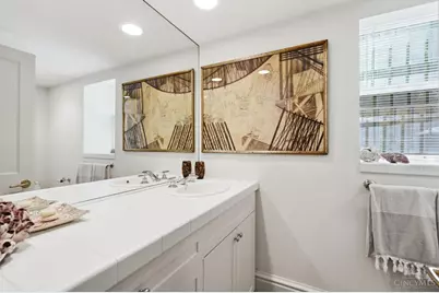 548 Liberty Hill, Cincinnati, OH 45202 - Photo 74