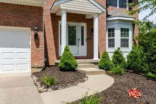 2186 Tourney Trail, Beavercreek, OH 45434 - Photo 2