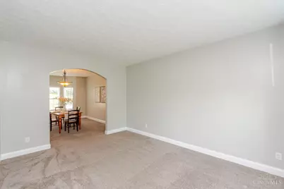 2186 Tourney Trail, Beavercreek, OH 45434 - Photo 6