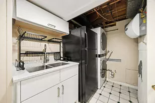 1034 Clifton Hills Ave, Cincinnati, OH 45220 - Photo 20