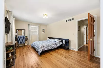 1034 Clifton Hills Avenue, Cincinnati, OH 45220 - Photo 12
