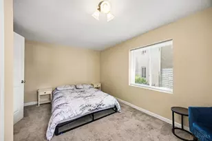 1034 Clifton Hills Ave, Cincinnati, OH 45220 - Photo 18