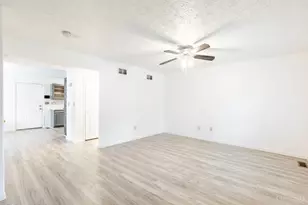 4538 Lucerne Ave, Cincinnati, OH 45227 - Photo 6