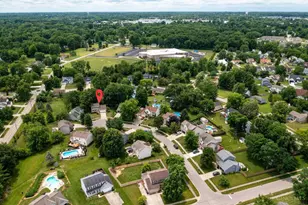 1193 McDonogh Dr, Union Township, OH 45103 - Photo 2