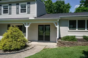 10519 Cinderella Dr, Montgomery, OH 45242 - Photo 2