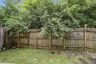 3433 Reading Rd, Cincinnati, OH 45229 - Photo 46