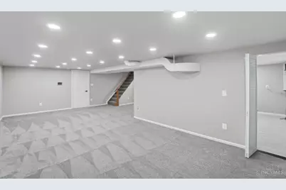 2040 Parkhurst Court, Cincinnati, OH 45224 - Photo 34