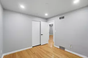 2040 Parkhurst Ct, Cincinnati, OH 45224 - Photo 30