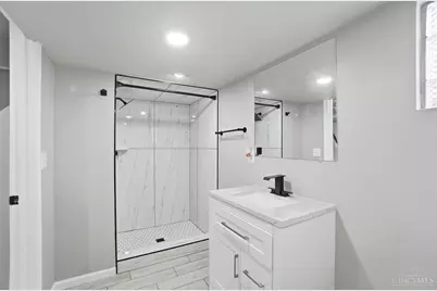 2040 Parkhurst Court, Cincinnati, OH 45224 - Photo 36