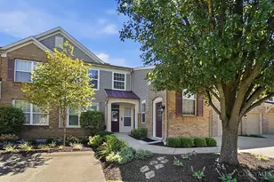 7462 Bridge Point Dr, Green Township, OH 45248 - Photo 2