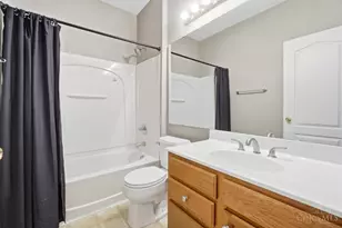 7462 Bridge Point Dr, Green Township, OH 45248 - Photo 32