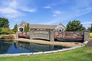 7462 Bridge Point Dr, Green Township, OH 45248 - Photo 42