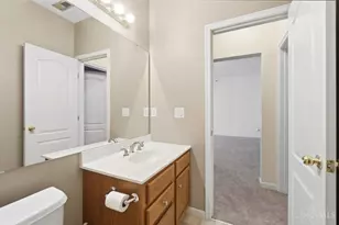 7462 Bridge Point Dr, Green Township, OH 45248 - Photo 34