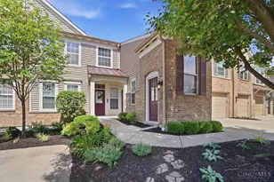 7462 Bridge Point Dr, Green Township, OH 45248 - Photo 2