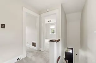 3926 Oak Park Pl, Cincinnati, OH 45209 - Photo 12
