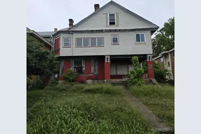 840 Lexington Avenue, Cincinnati, OH 45229 - Photo 1