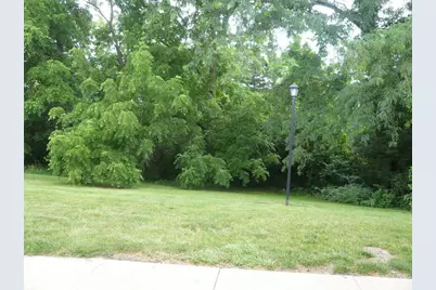 3488 Sunbury Lane #325, Colerain Township, OH 45251 - Photo 2