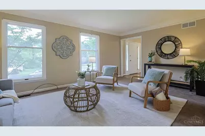 3020 Cooperhill Drive, Evendale, OH 45241 - Photo 6