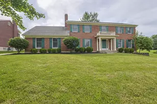 3020 Cooperhill Dr, Evendale, OH 45241 - Photo 1