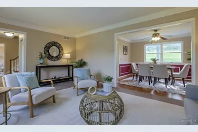 3020 Cooperhill Drive, Evendale, OH 45241 - Photo 8