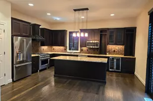 3116 Woodburn Ave, Cincinnati, OH 45207 - Photo 2
