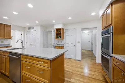 9499 Benchmark Lane, Cincinnati, OH 45242 - Photo 26