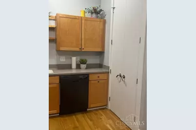 1432 Race Street #304, Cincinnati, OH 45202 - Photo 6