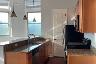 255 Warner St, Cincinnati, OH 45219 - Photo 16