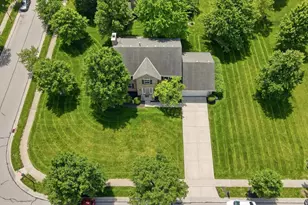 5273 Greenhouse Dr, Mason, OH 45040 - Photo 2