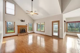 8784 Eagle Ridge Dr, West Chester, OH 45069 - Photo 6