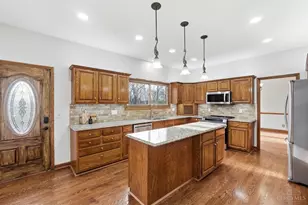 8784 Eagle Ridge Dr, West Chester, OH 45069 - Photo 12