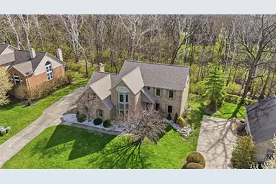 8784 Eagle Ridge Drive, West Chester, OH 45069 - Photo 2