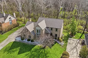 8784 Eagle Ridge Dr, West Chester, OH 45069 - Photo 2