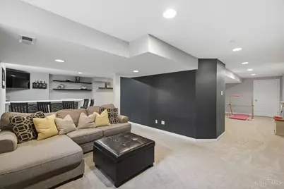 8700 Woolstone Court, Hamilton Township, OH 45039 - Photo 40