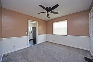 4027 Smith Rd, Cincinnati, OH 45211 - Photo 14